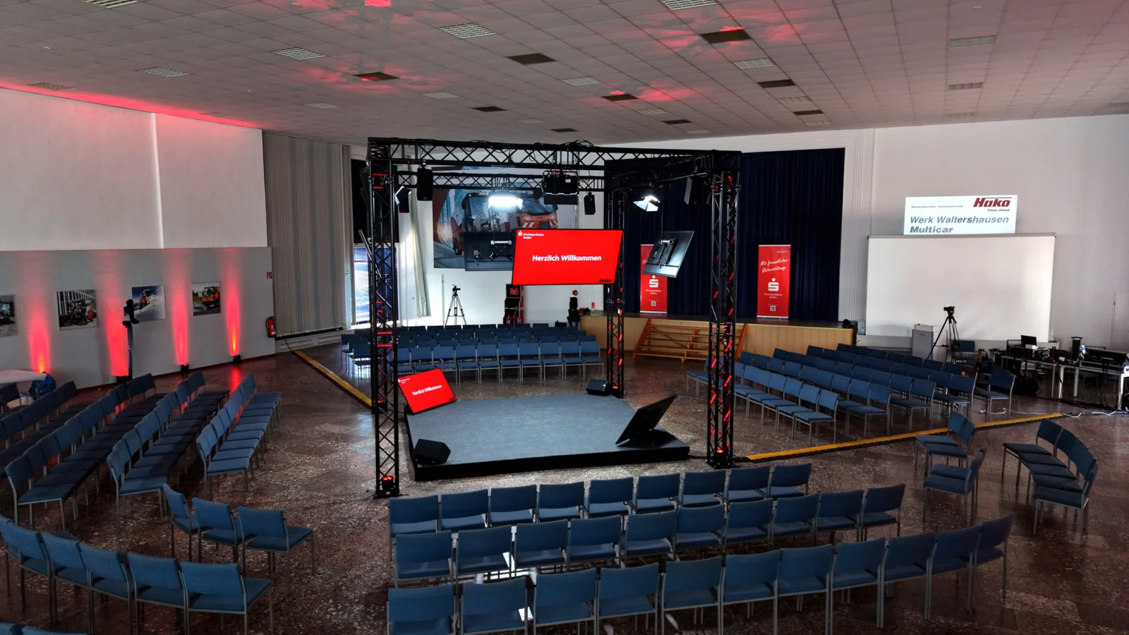 Technischer Aufbau für die Teamveranstaltung der Kreissparkasse Gotha in Waltershausen